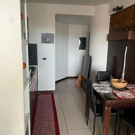 Dall'alto Apartment *